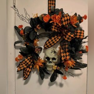Handmade skull Halloween wreath